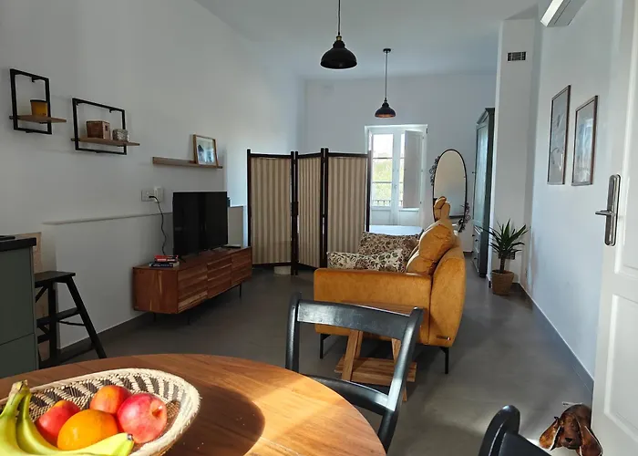 The Garden Retreat At No 97 Δωμάτια σε οικογενειακή κατοικία *